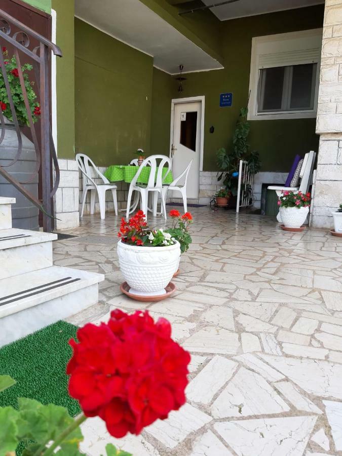 Appartamento APP Veselica Umago Esterno foto