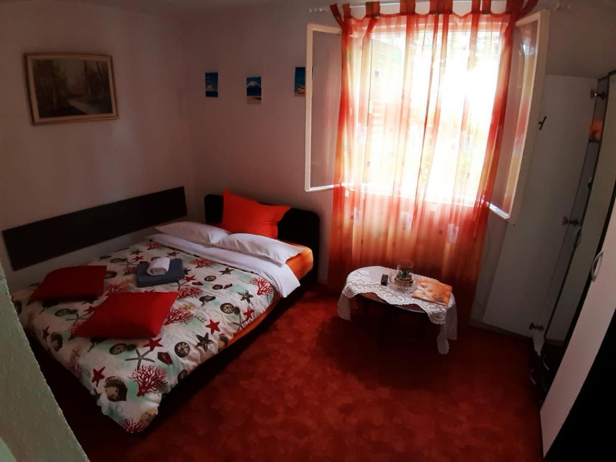 Appartamento APP Veselica Umago Esterno foto